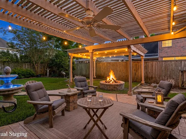 1518 Fall Wood Dr, Sugar Land, TX 77479