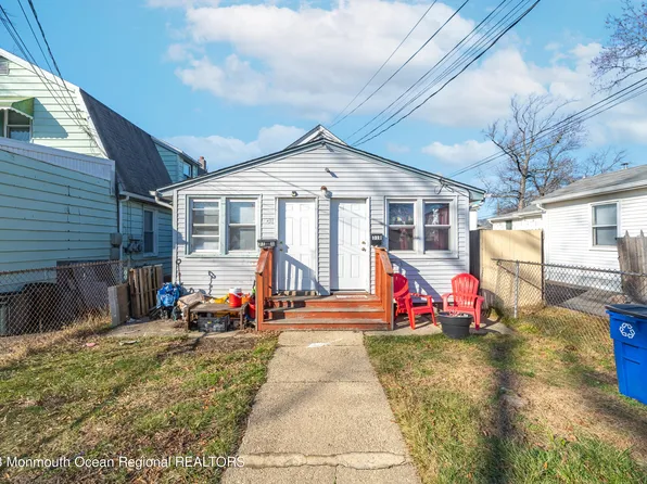 31 St James Avenue, Keansburg, NJ 07734