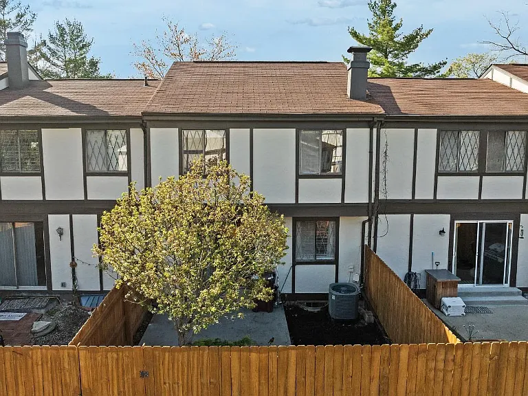 460 Dartmouth Cir #460 — Photo 14