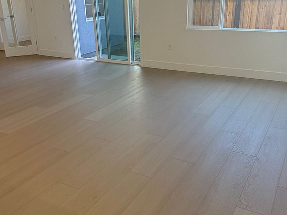 4th image of 395 N Palm Springs Way