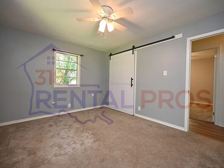 205 Ragan St — Photo 31