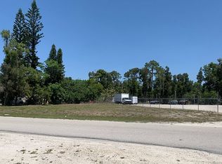 17461 Rockefeller Cir, Fort Myers, FL 33967