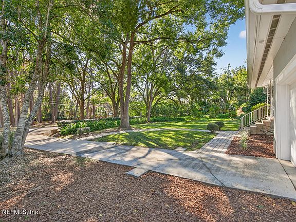 5th image of 1786 PINEGROVE Avenue