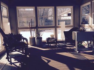 129 Springhill Dr, Bolingbrook, IL 60440