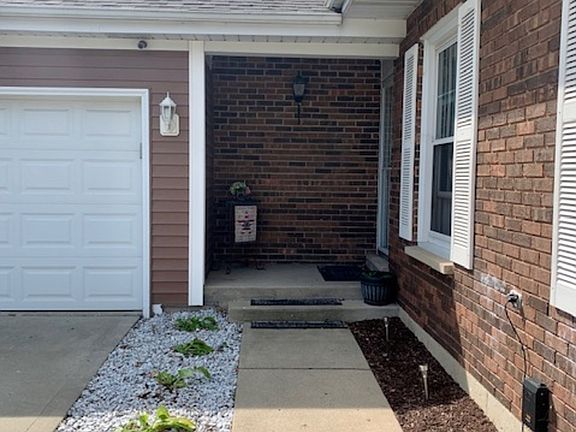 2nd image of 54 N Walnut Ln