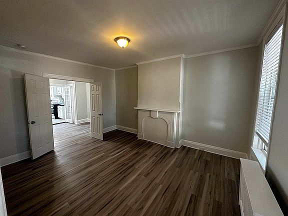 3rd image of 11A Pleasant Pl APT 2