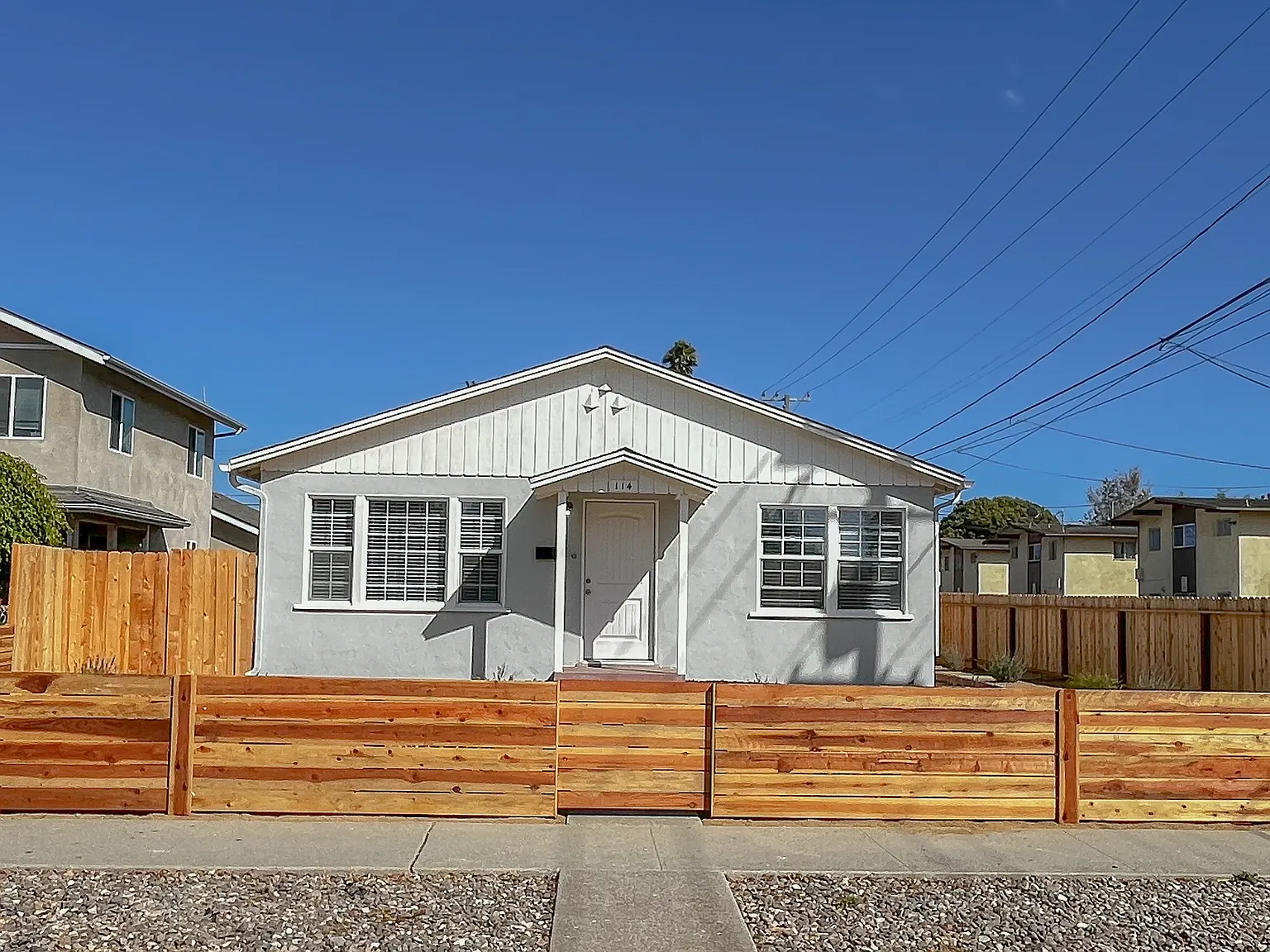 3 bed, 1260 sqft, $3,100 — Photo 1