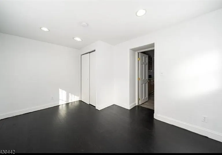 75 Palisade Ave — Photo 11