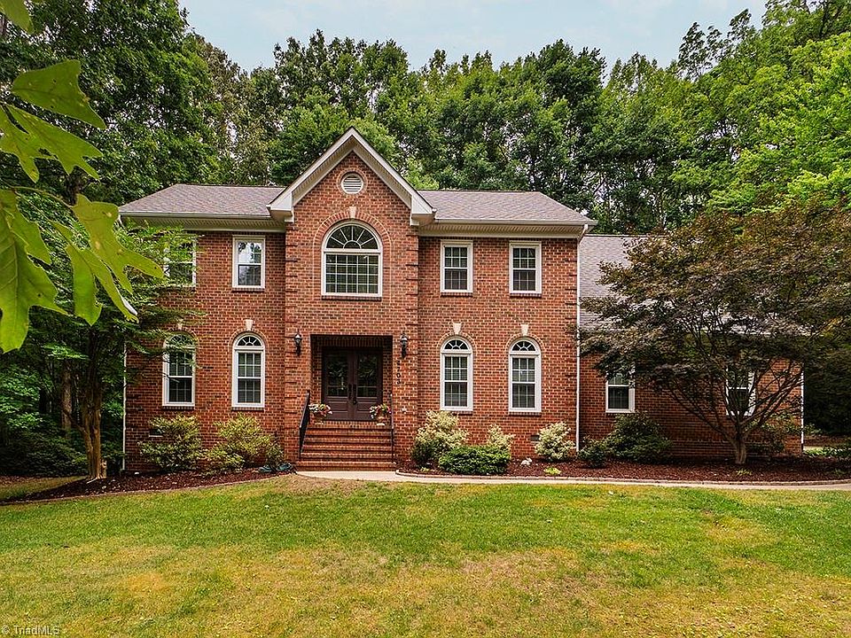 1st image of 4703 Crestwick Ct