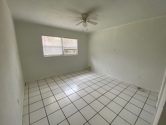 5th image of 1733 Overbrook Ave