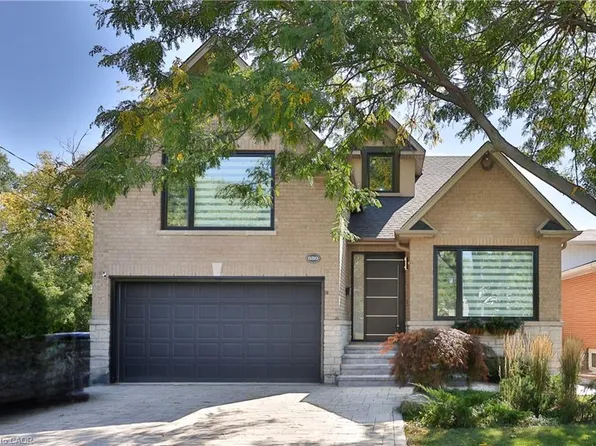 880 6th St, Mississauga, ON L5E 1N6