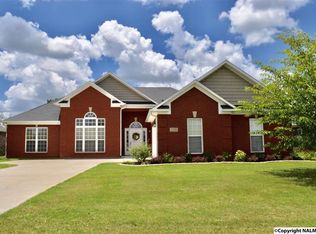 120 Appleberry Ln, Harvest, AL 35749