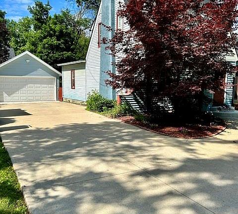 5th image of 3121 Dexter Rd