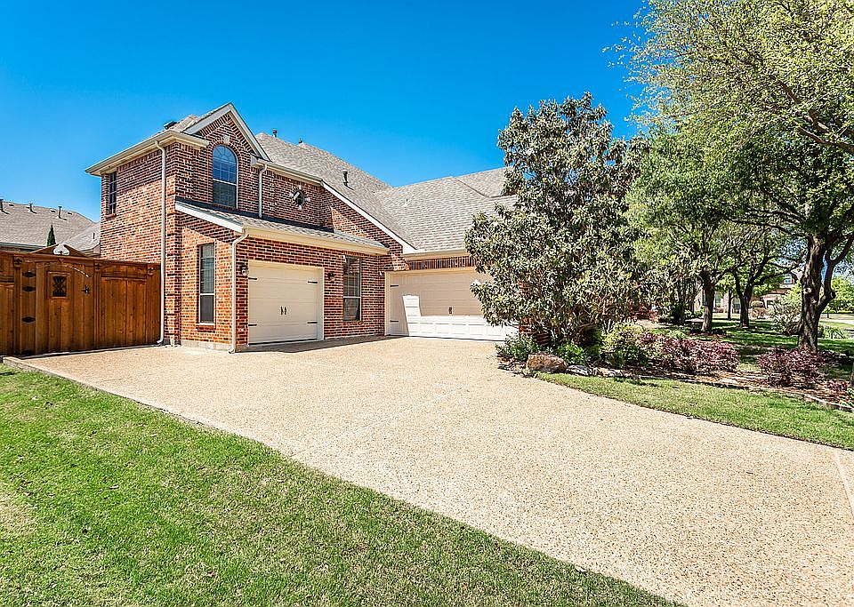1st image of 1213 Mandeville Dr