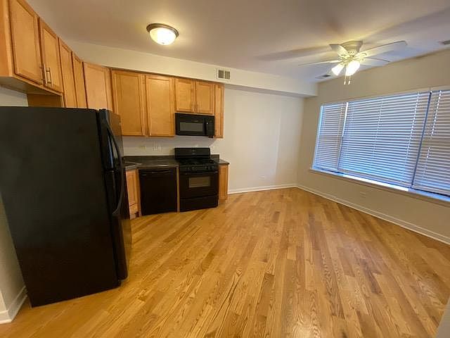 1st image of 7613 N Bosworth Ave APT 3W