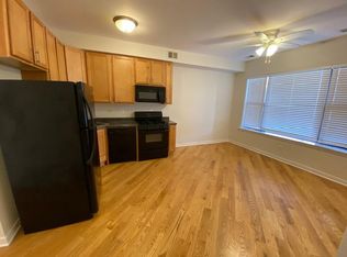 7613 N Bosworth Ave APT 3W, Chicago, IL 60626