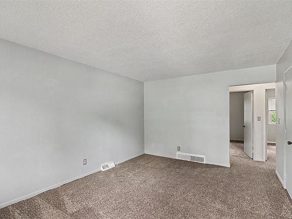 3rd image of 3310 SE 5th St