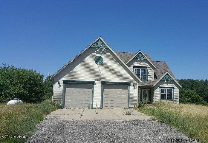 1st image of 9537 Brewster Ln NE