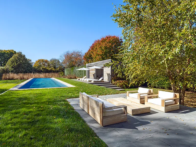 28 Beach Ln — Photo 17