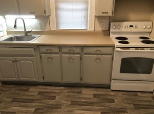 413 Carlisle St FLOOR 1, Hanover, PA 17331