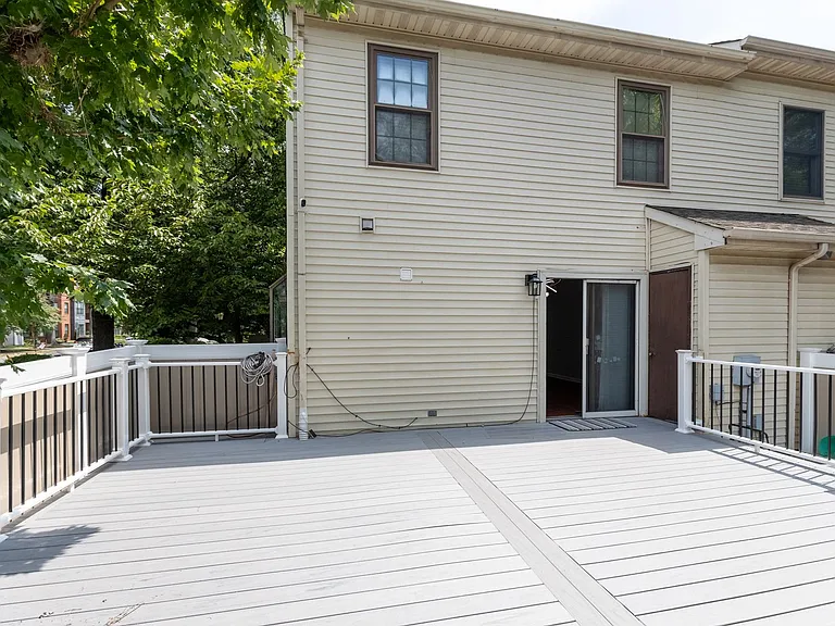 183 Durham Ave — Photo 25