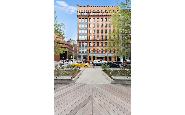 Rented by Douglas Elliman | media 19