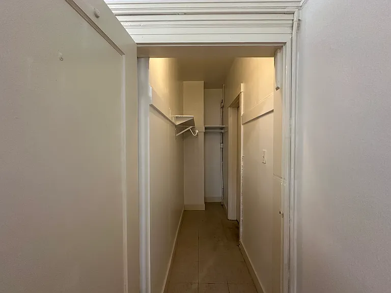 1101 Pine St #104 — Photo 17