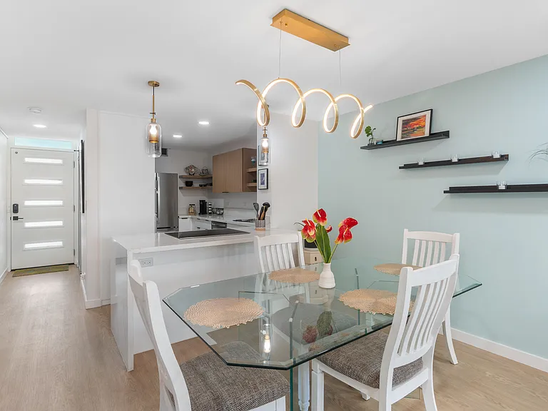 204 Kapahulu Ave #303 — Photo 13