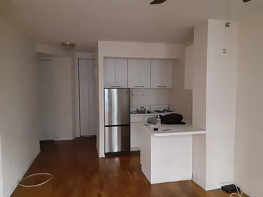 Rented by Corcoran | media 15