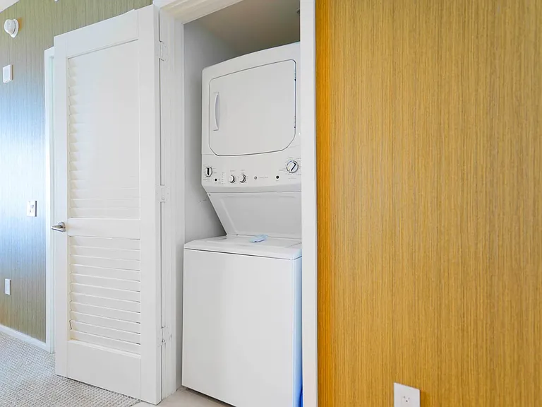 Washer/Dryer
