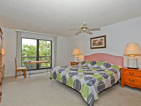 5th image of 13902 Eastpointe Court