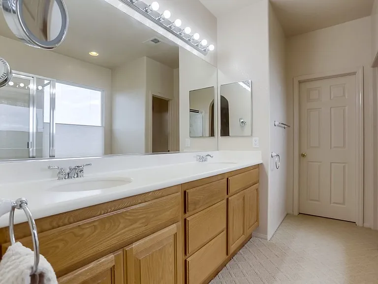 7332 Escallonia Ct — Photo 20