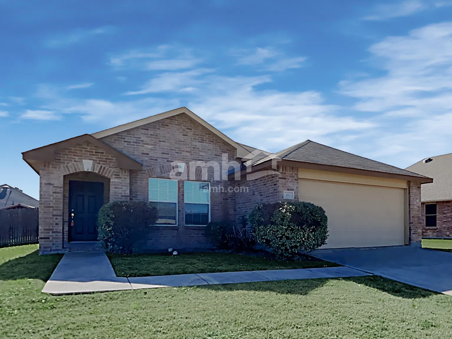 3 bed, 2.0 bath, 1527 sqft, $1,980 — Photo 1