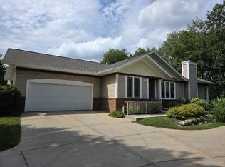 1125 Virgin Lake Dr #5, Stoughton, WI 53589