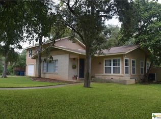 320 California Blvd, New Braunfels, TX 78130