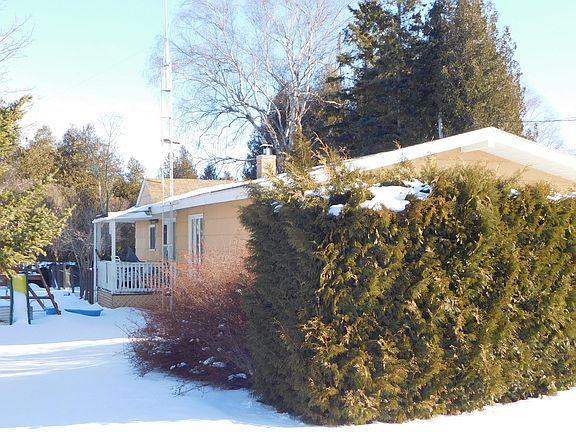 2nd image of 155 N Superior St