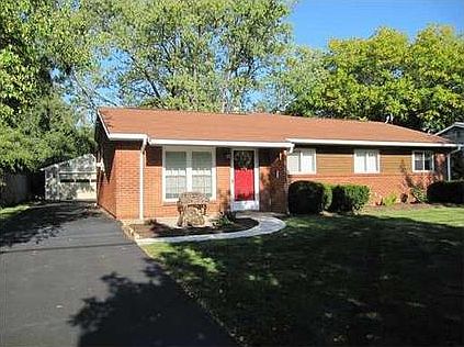 1st image of 13 Robinhood Dr