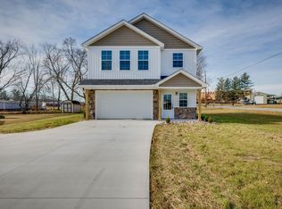 300 Robin Hood Ln, Church Hill, TN 37642
