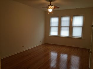 5040 W Diversey Ave FL 1ST, Chicago, IL 60639