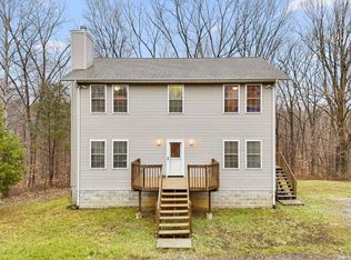 9353 S Chapel Hill Rd, Heltonville, IN 47436