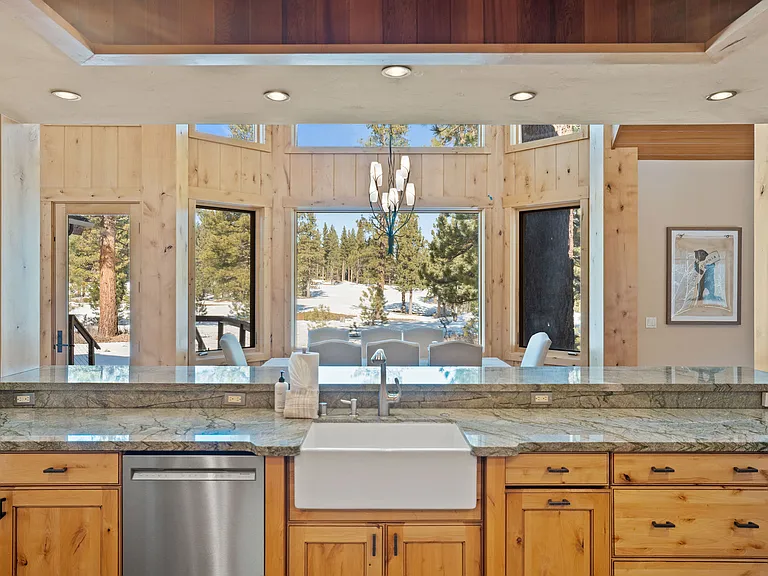 9353 Heartwood Dr — Photo 14