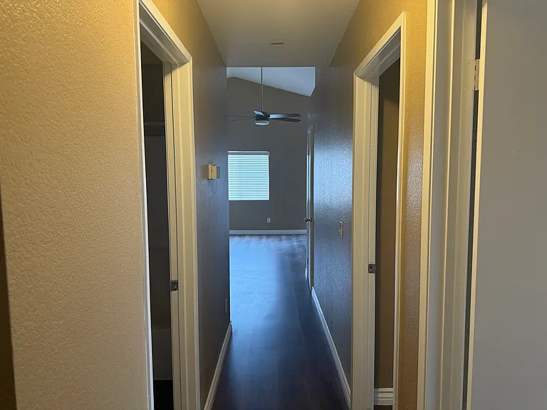 14819 Rosemary Dr — Photo 3