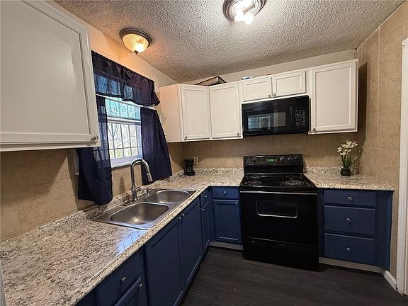 5th image of 4301 Norton Ave