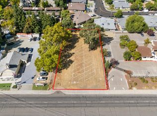 6941 Sylvan Rd, Citrus Heights, CA 95610