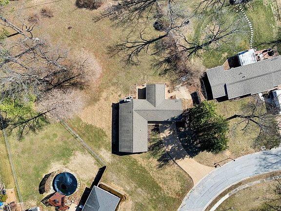 2nd image of 288 Geremma Dr