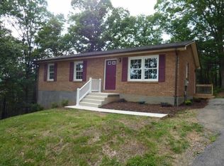 6331 Meacham Rd, Salem, VA 24153