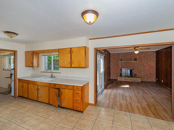 5th image of 3007 Wenwood Dr