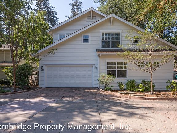 2nd image of 701 Mariposa Ave