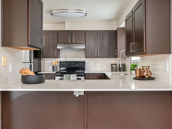 Twin Creeks | Kitchen