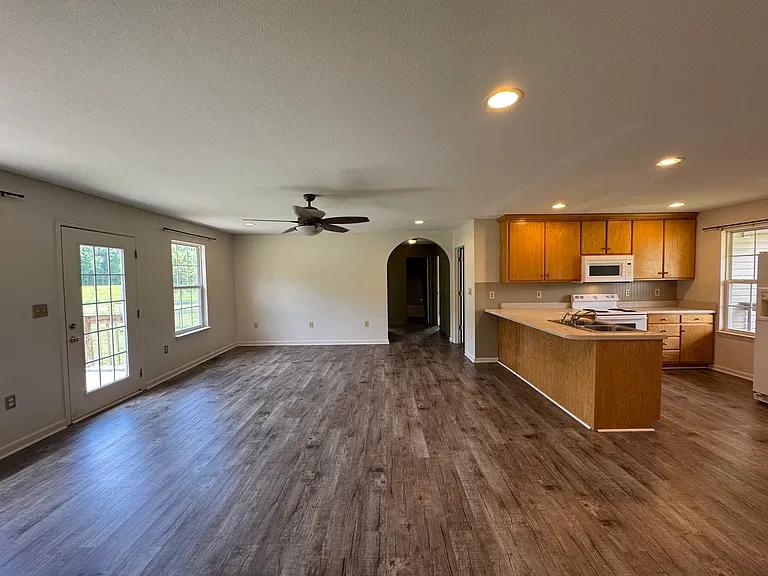 24728 Highway 58 — Photo 3